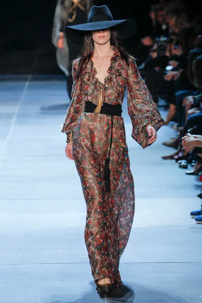 Look 20